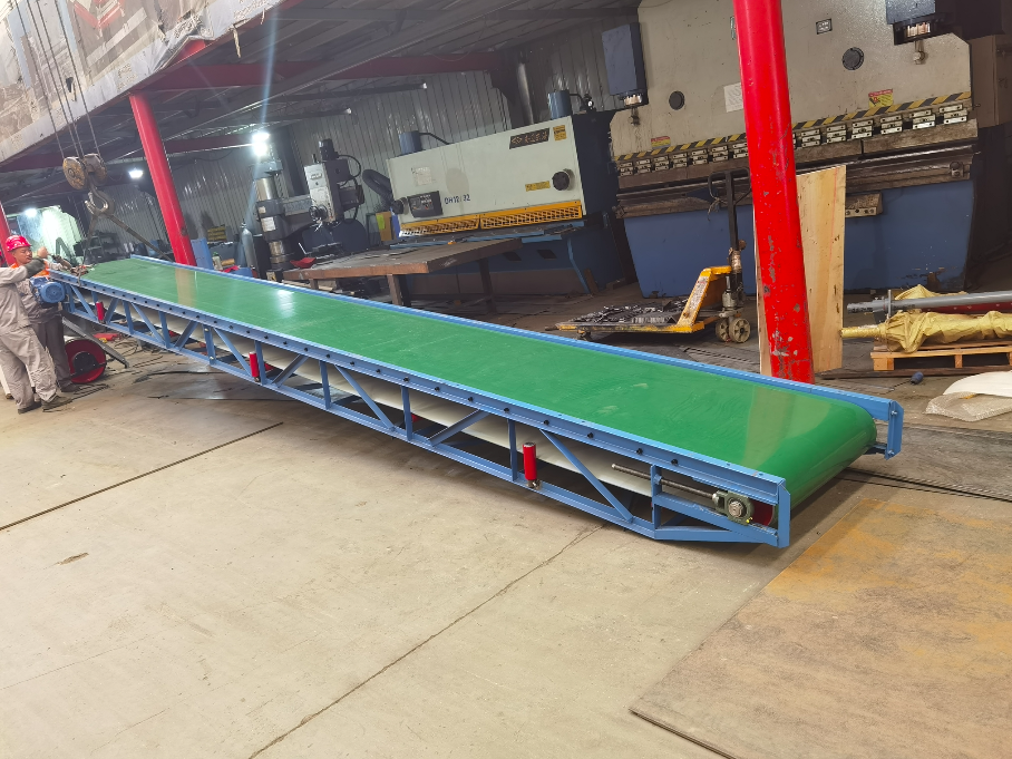 PVC large mobile lifting conveyor